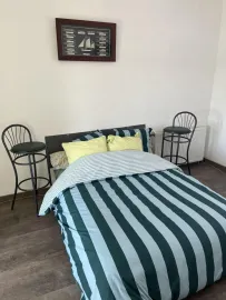 Location Petite maison dans quartier tranquille