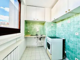 Location Grand studio 27m2 à Courbevoie