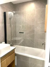 Location Beau T2 Climatisé meublé 31m² Monplaisir