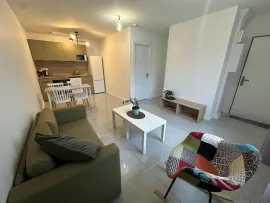Location Beau 2 pièces meublé
Et recent