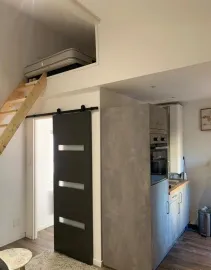 Location Beau studio meublé 14m² avec mezzanine au calme