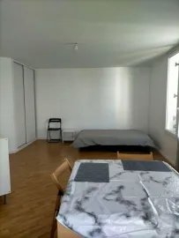 Location Petit studio accueillant