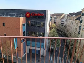Colocation Belle chambre avec balcon dans une coloc 86m²