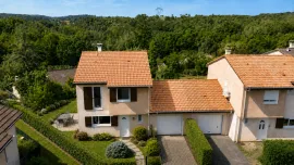 Vente Maison 4 chambres avec vue dégagée – 98 m² – Terrain 450 m² – Villefontaine