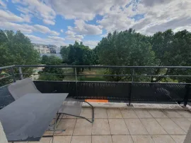 Colocation Chambre meublée dans belle coloc 62m²