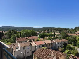 Location T3 meublé 57 m² Cours Gambetta, Aix-en-Provence
