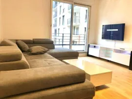 Location Beau 2P meublé refait à neuf 49 m² + terrasse 7m²