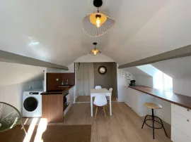 Location Beau studio meublé 24m² au sol (17m² carrez)