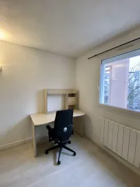 Location Studio avec place de parking privative