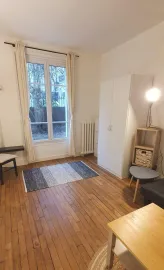 Location Loue charmant studio Meublé à Courbevoie