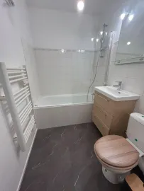 Location Studio 25m² meublé et rénové (avec parking)