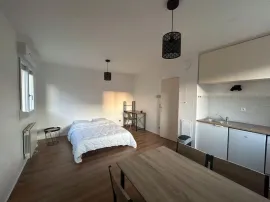 Studio 25m² meublé et rénové (avec parking) Metz