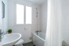 Location Studio meublé et  équipé 24m² avec terrasse