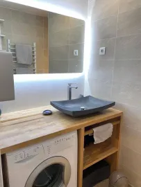 Location Beau F2 meublé 46m² avec balcon 12m²