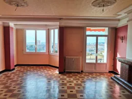 Location Très grand T2 sans vis a vis