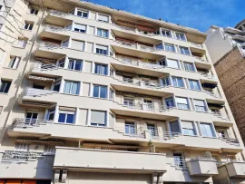 Location Très grand T2 sans vis a vis