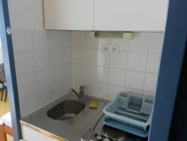 Location Studio meublé avec balcon et parking sécurisé