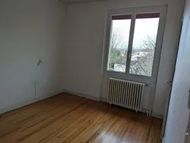 Location Maison mitoyenne dans impasse proche de tout