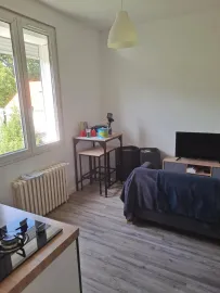 Location Appartement TBE plein sud, forfait avec Internet