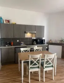 Location Beau F2 43m² dans une rue calme