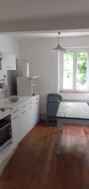 Location Loue petit appartement sympa avec jolie vue.