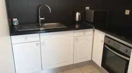 Location Deux pièces meublés, lumineux et calme avec balcon