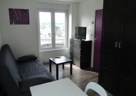 Location Beaux studios meublés idéal étudiants/travailleurs