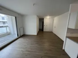Location Beau T3 à Montreuil
