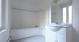 Location Beau 2 pièces à Paris 16è Chardon Lagache