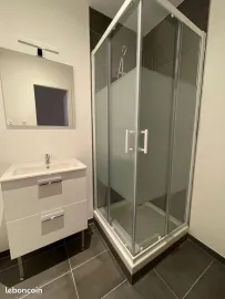 Location Spacieux T2 à Villeurbanne