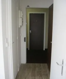 Location T1 avec balcon 17 m² — Boulogne-Billancourt