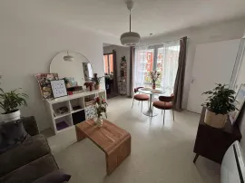 Beau F1 BIS 35m2 avec Parking voiture et vélos Lille