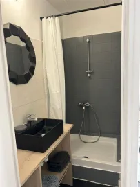Location Beau studio meublé 22m2 Place de la Victoire