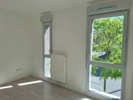 Location Beau duplex meublé 75 m² avec jardin et parking