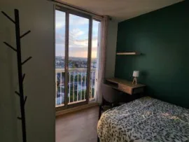 Colocation Chambre dans coloc 80m² moderne et lumineuse