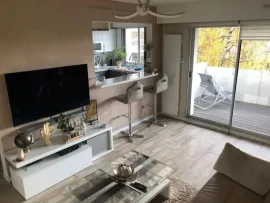 F2 refait à neuf, calme avec terrasse Savigny-sur-Orge