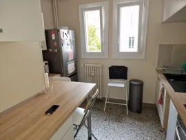 Location Appartement meublé 3 chambres proche République