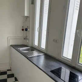 Location Location beau studio lumineux Paris 19ème