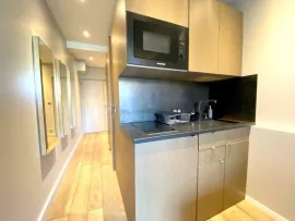 Location Location beau studio meublé Paris 4ème