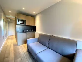 Location Location beau studio meublé Paris 4ème
