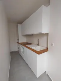 Location Studio à louer Paris 20ème