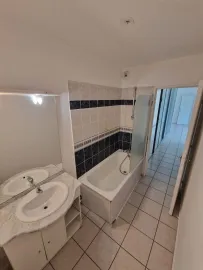 Location Beau T3 67 m²  Saint-Étienne
