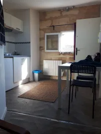 Location Studio meublé 14m² rue Naujac à Bordeaux