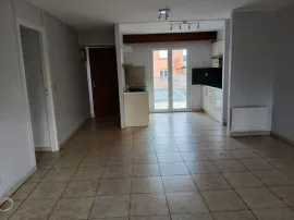 Beau T3 60m² avec cours Wazemmes Lille