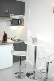Location T1 meublé équipé avec parking TOULOUSE CENTRE