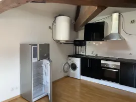 Belle appartement dernier étage parking privé Vaulx-en-Velin