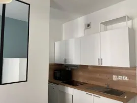 Location Beau studio meublé 28 m² La Rochelle (17000)
