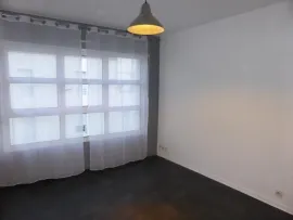 Location Grand studio 18 m2 + garage La Tortière