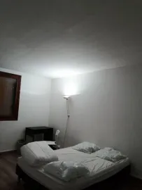 Location Rare : Deux pièces, vue exceptionnelle sur Paris