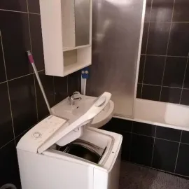 Location Rare : Deux pièces, vue exceptionnelle sur Paris